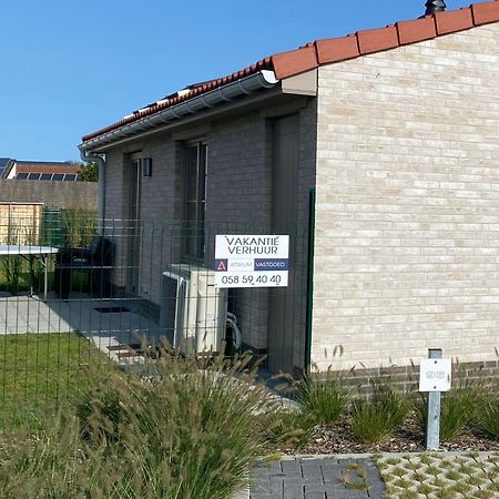 Wh95 Gezellig Vakantiehuisje -4P- Met Tuin En Parking Koksijde Kültér fotó